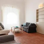 Santo Spirito Nest