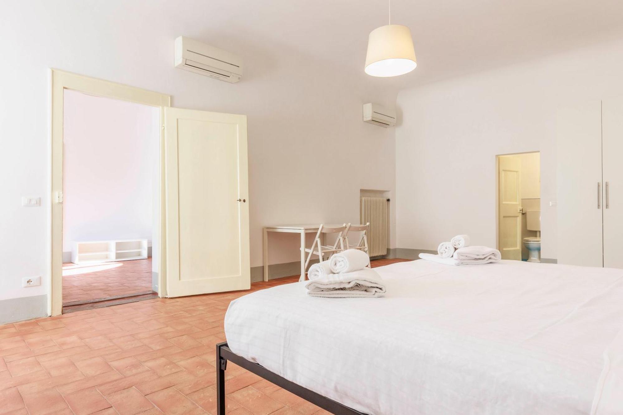 Santo Spirito Nest